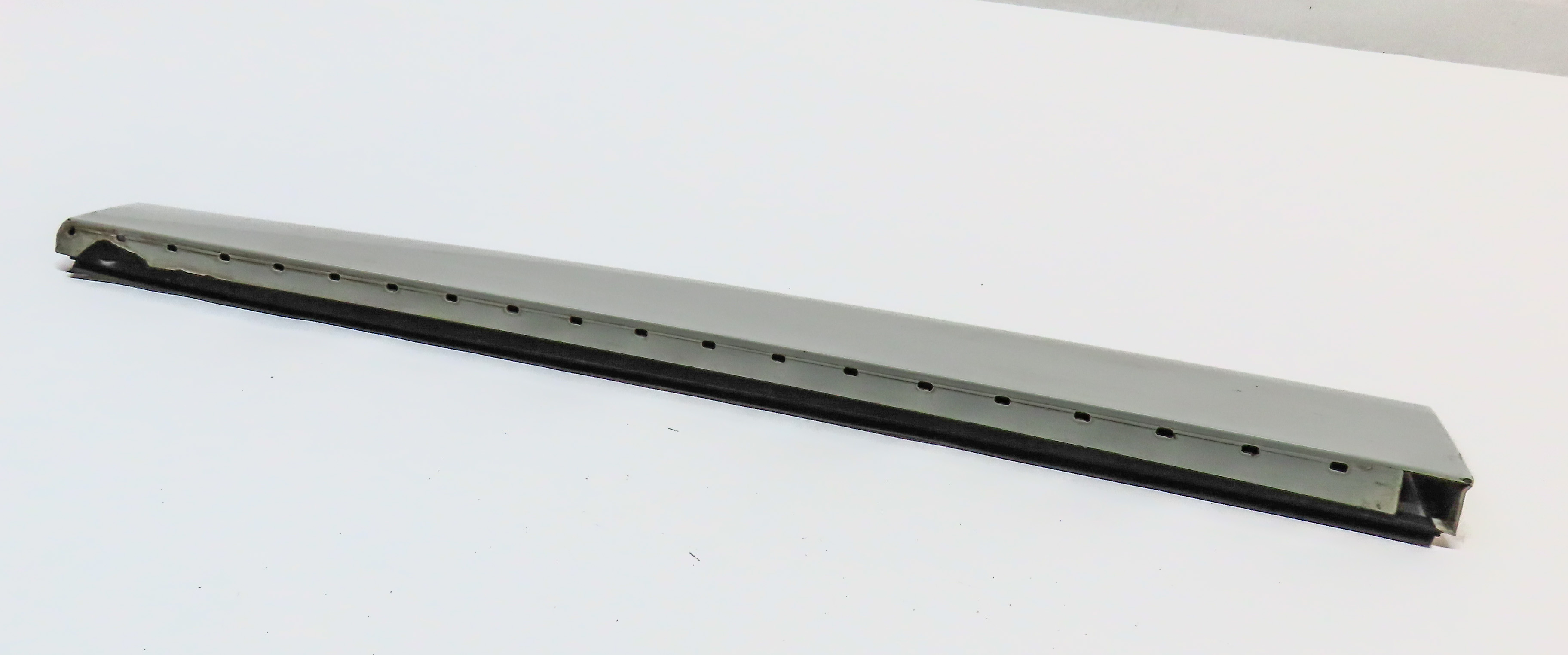11-18 BMW X3 X4 F25 F26 FRONT LEFT LOWER DOOR MOULDING TRIM (w/ M PKG) (White) — exact item pictured